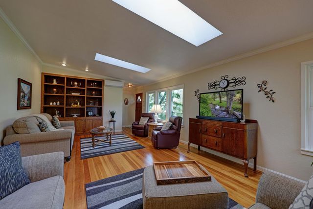 409 Live Oak Rd, Colfax, CA 95713