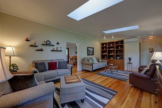 409 Live Oak Rd, Colfax, CA 95713