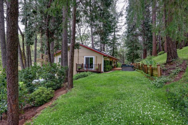 409 Live Oak Rd, Colfax, CA 95713