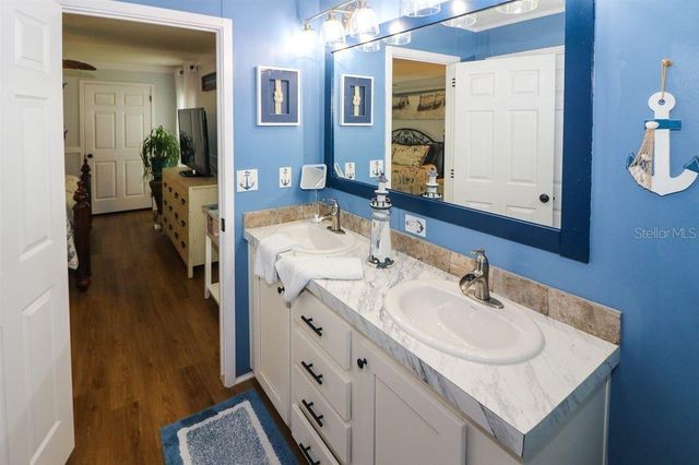 12116 SW COUNTY RD 769 137, Lake Suzy, FL 34269