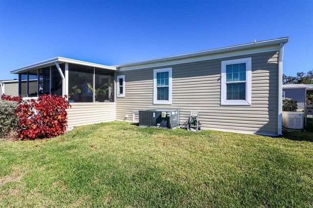 12116 SW COUNTY RD 769 137, Lake Suzy, FL 34269