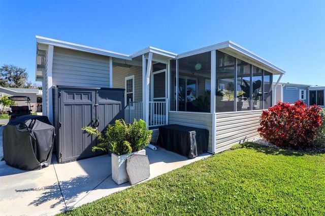 12116 SW COUNTY RD 769 137, Lake Suzy, FL 34269