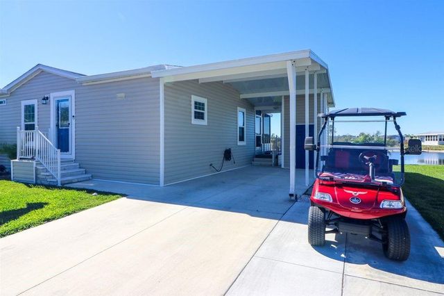 12116 SW COUNTY RD 769 137, Lake Suzy, FL 34269