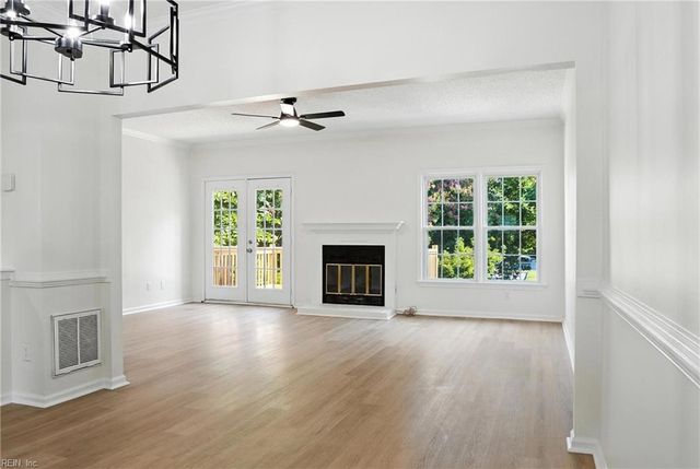 4239 Minnard CT, Virginia Beach, VA 23462