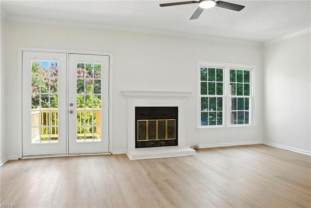 4239 Minnard CT, Virginia Beach, VA 23462