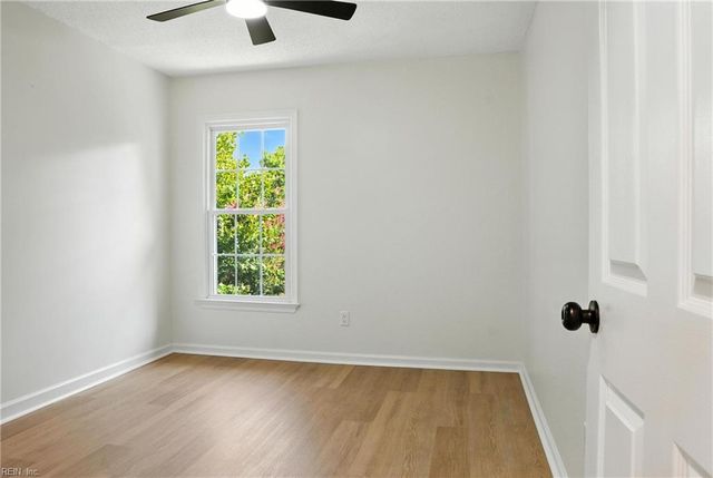 4239 Minnard CT, Virginia Beach, VA 23462