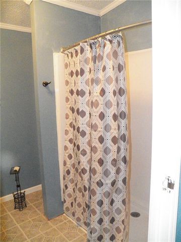 28 Jodell Lane, West Bloomfield, NY 14585