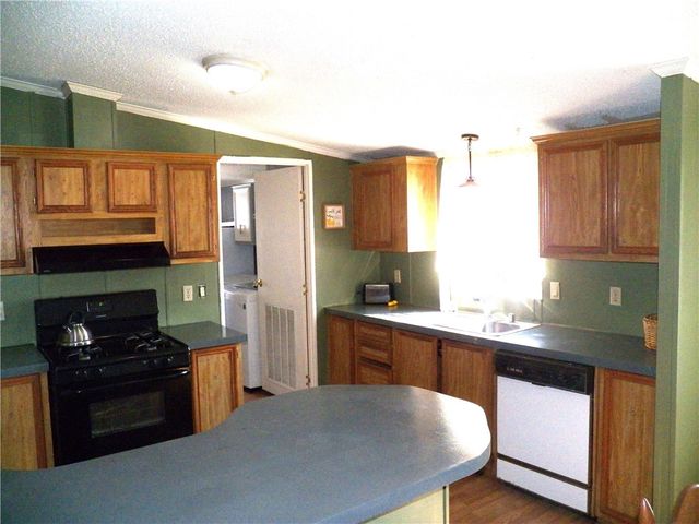 28 Jodell Lane, West Bloomfield, NY 14585