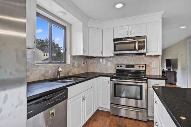 5715 Blinnton Place, Columbus, OH 43235