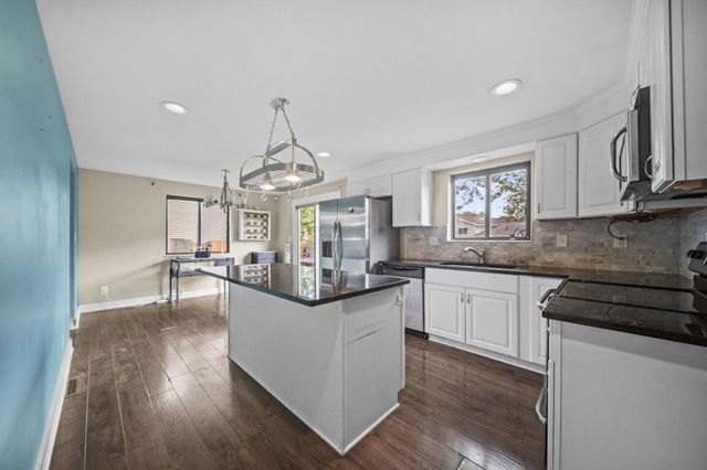 5715 Blinnton Place, Columbus, OH 43235
