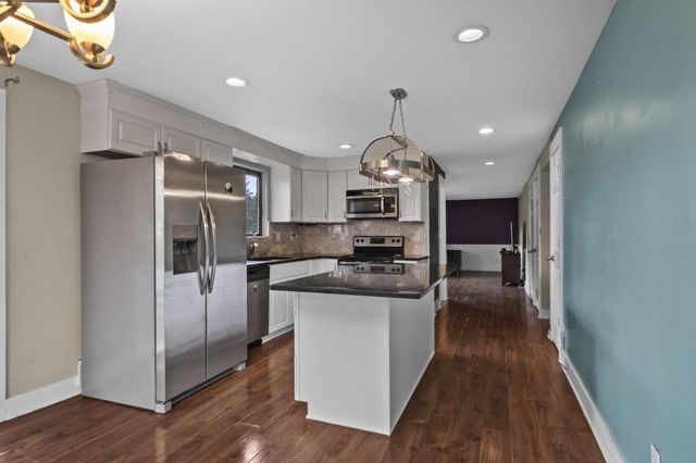 5715 Blinnton Place, Columbus, OH 43235