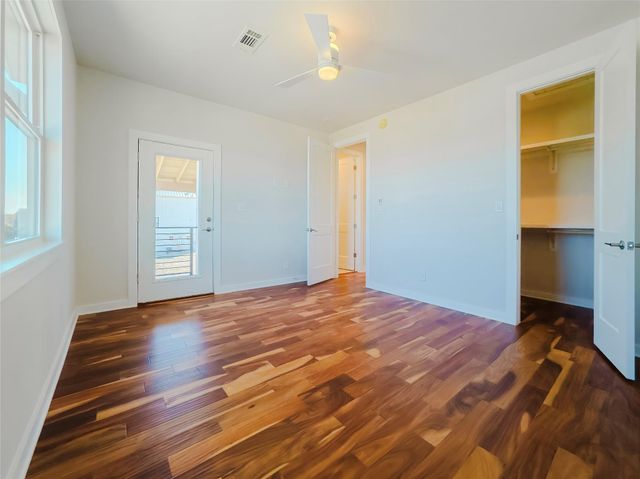 25829 Case LN 8, Spicewood, TX 78669