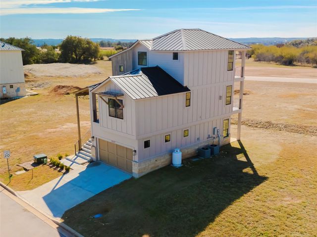 25829 Case LN 8, Spicewood, TX 78669