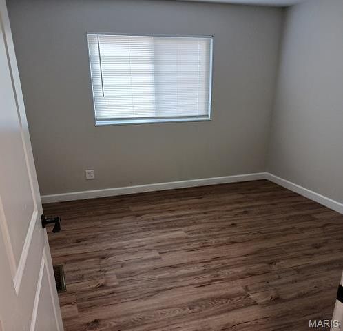 6742 Foxbend Court, Florissant, MO 63033