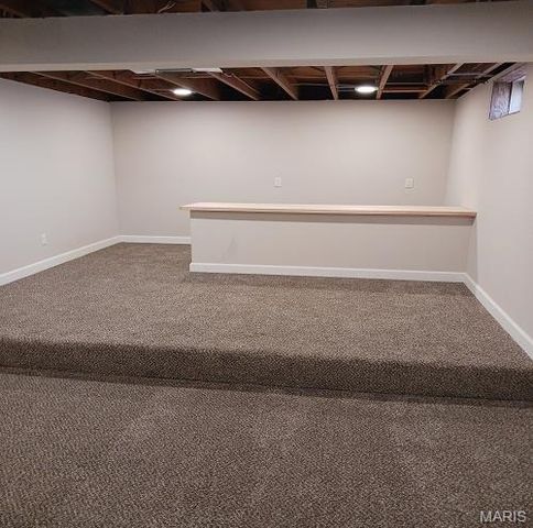 6742 Foxbend Court, Florissant, MO 63033