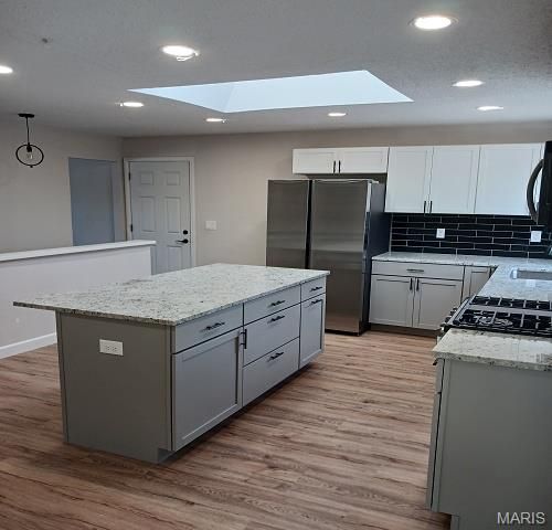 6742 Foxbend Court, Florissant, MO 63033