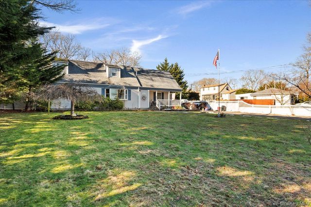 280 Moriches Road, Saint James, NY 11780