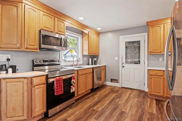 280 Moriches Road, Saint James, NY 11780