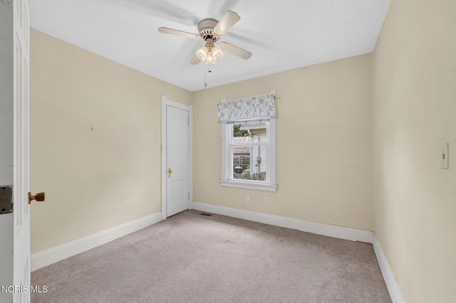 441 W 6th Street, Perrysburg, OH 43551