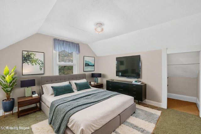 441 W 6th Street, Perrysburg, OH 43551