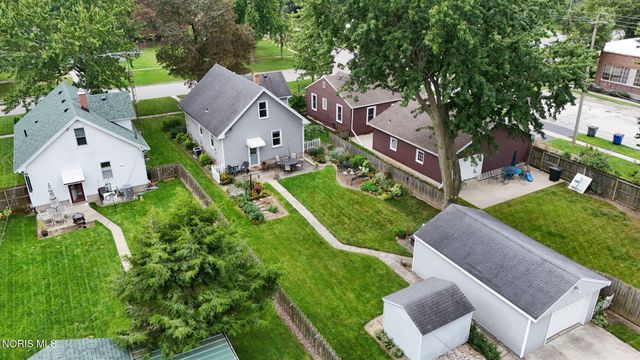 441 W 6th Street, Perrysburg, OH 43551