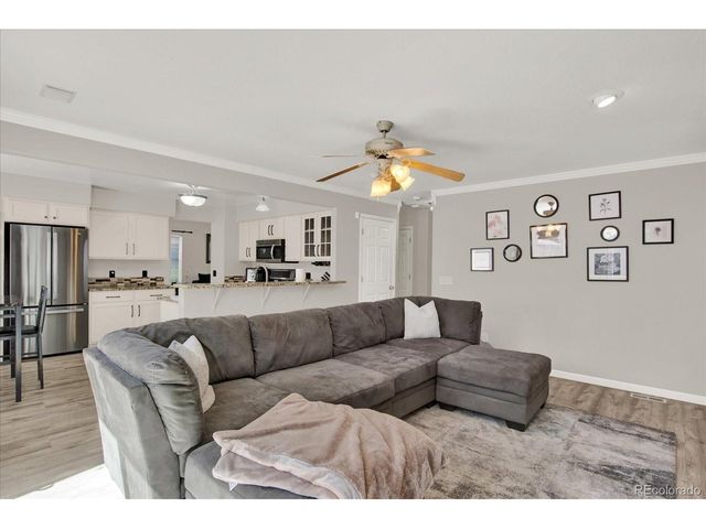 970 Sage Sparrow Cir, Highlands Ranch, CO 80129