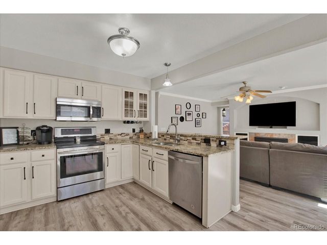970 Sage Sparrow Cir, Highlands Ranch, CO 80129