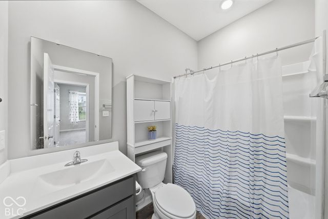 2560 Lanai Lane, Greenwood, IN 46143
