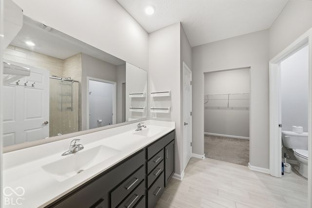 2560 Lanai Lane, Greenwood, IN 46143