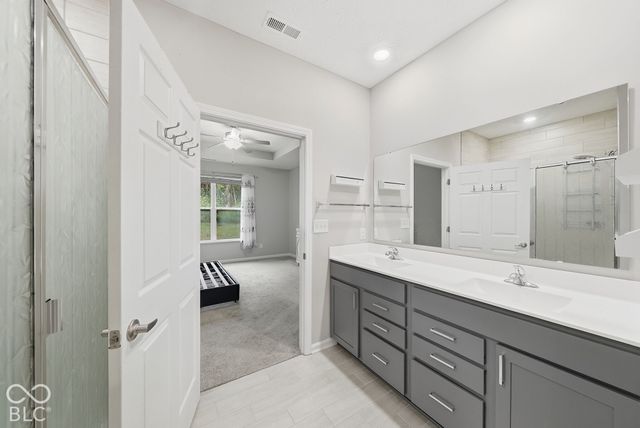 2560 Lanai Lane, Greenwood, IN 46143