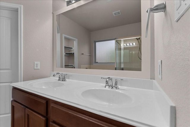 15227 Victoria, Baytown, TX 77523