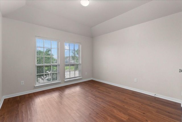 15227 Victoria, Baytown, TX 77523