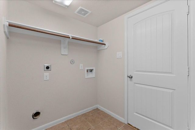 15227 Victoria, Baytown, TX 77523