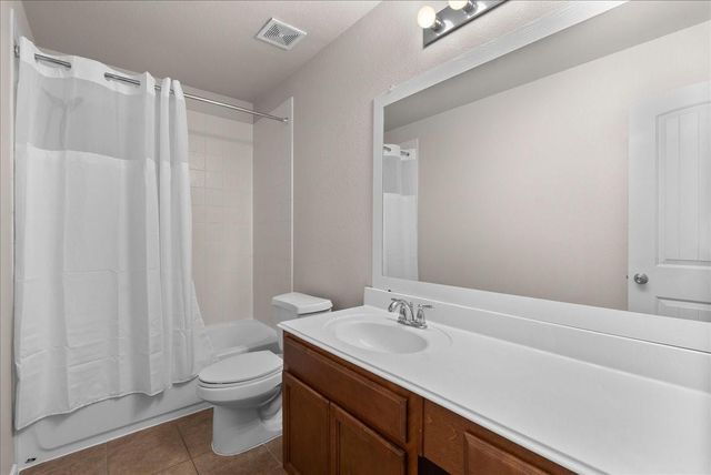 15227 Victoria, Baytown, TX 77523