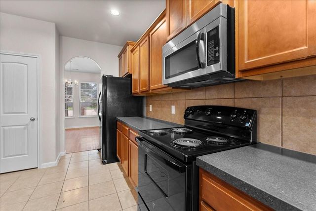 15227 Victoria, Baytown, TX 77523