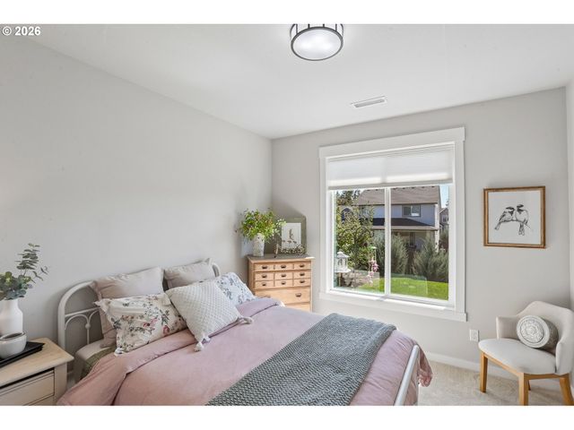 2019 N 3RD Way, Ridgefield, WA 98642