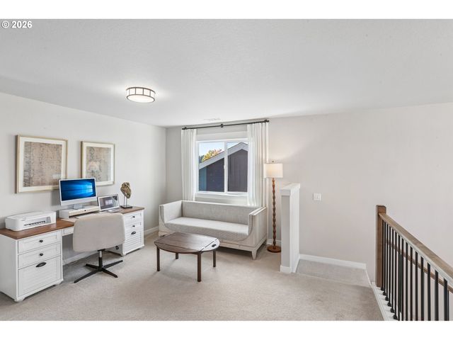 2019 N 3RD Way, Ridgefield, WA 98642