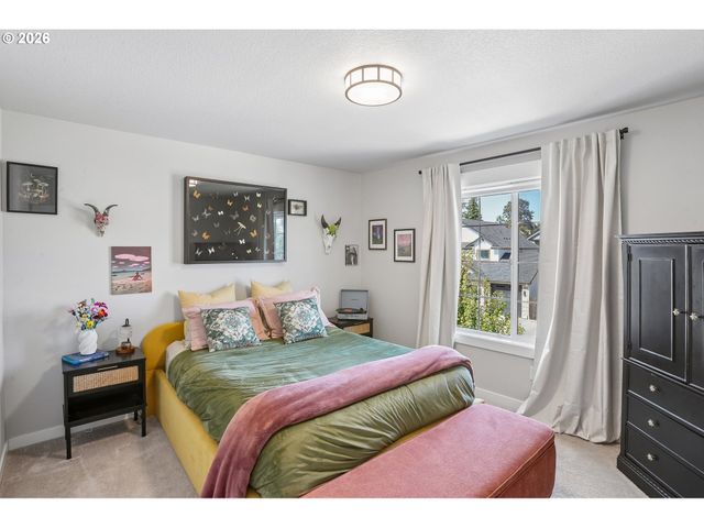 2019 N 3RD Way, Ridgefield, WA 98642