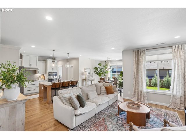 2019 N 3RD Way, Ridgefield, WA 98642