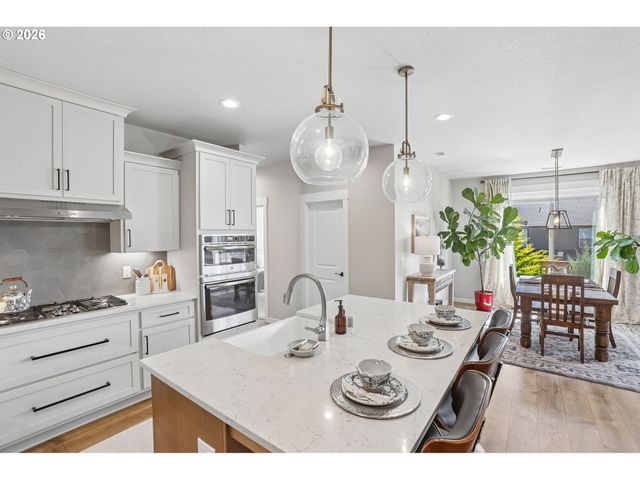 2019 N 3RD Way, Ridgefield, WA 98642
