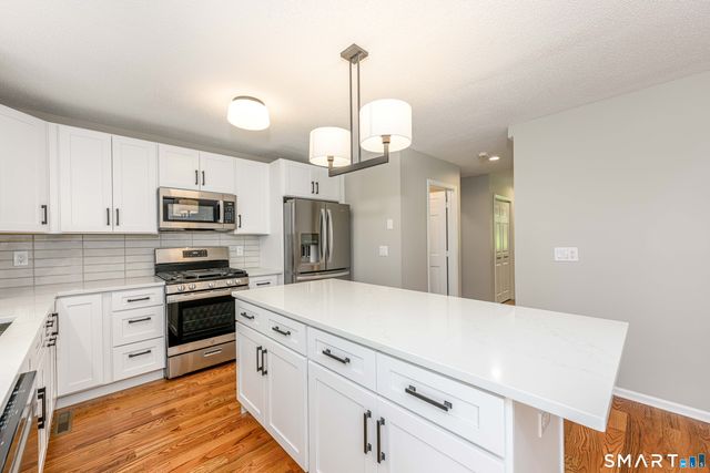23 Sherman Lane 23, Hamden, CT 06514