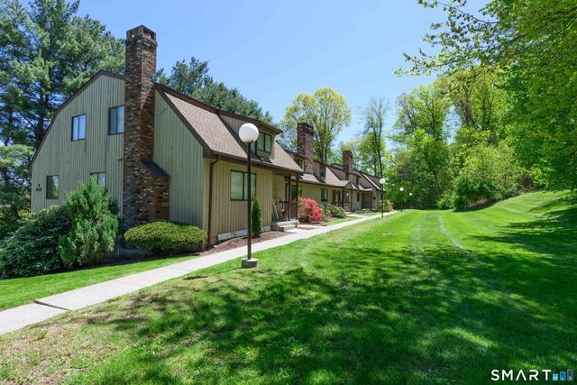 23 Sherman Lane 23, Hamden, CT 06514