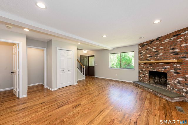 23 Sherman Lane 23, Hamden, CT 06514