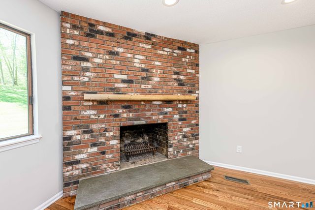 23 Sherman Lane 23, Hamden, CT 06514