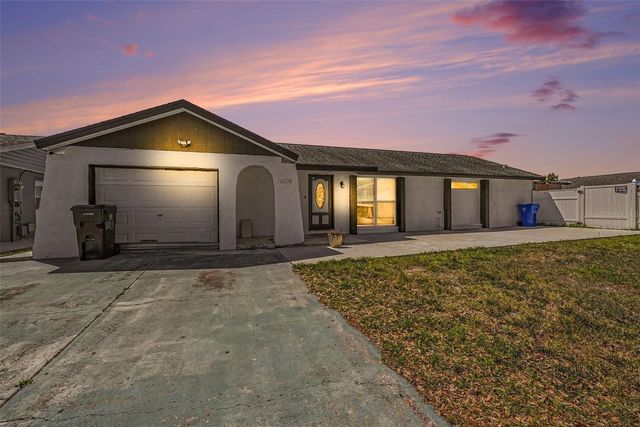 10119 CHIMNEY HILL COURT, Tampa, FL 33615