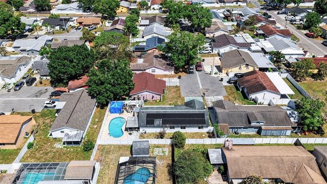 10119 CHIMNEY HILL COURT, Tampa, FL 33615
