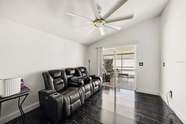 10119 CHIMNEY HILL COURT, Tampa, FL 33615