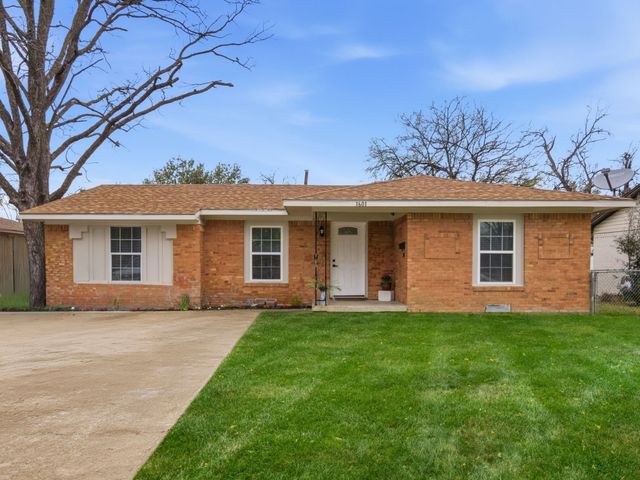 1601 Crestridge Drive, Mesquite, TX 75149