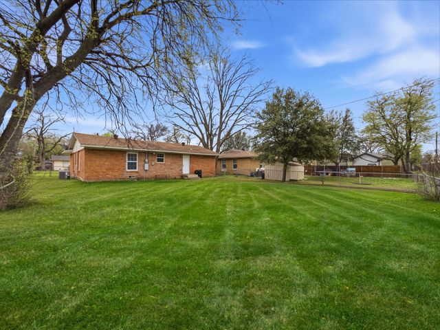 1601 Crestridge Drive, Mesquite, TX 75149