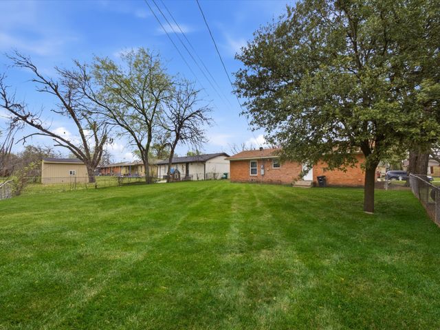 1601 Crestridge Drive, Mesquite, TX 75149